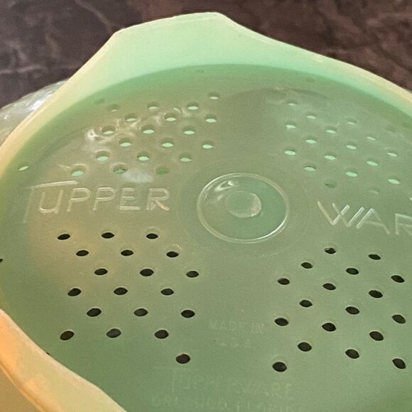 Vintage Tupperware Green Footed Colander Strainer - Picture 2 of 4